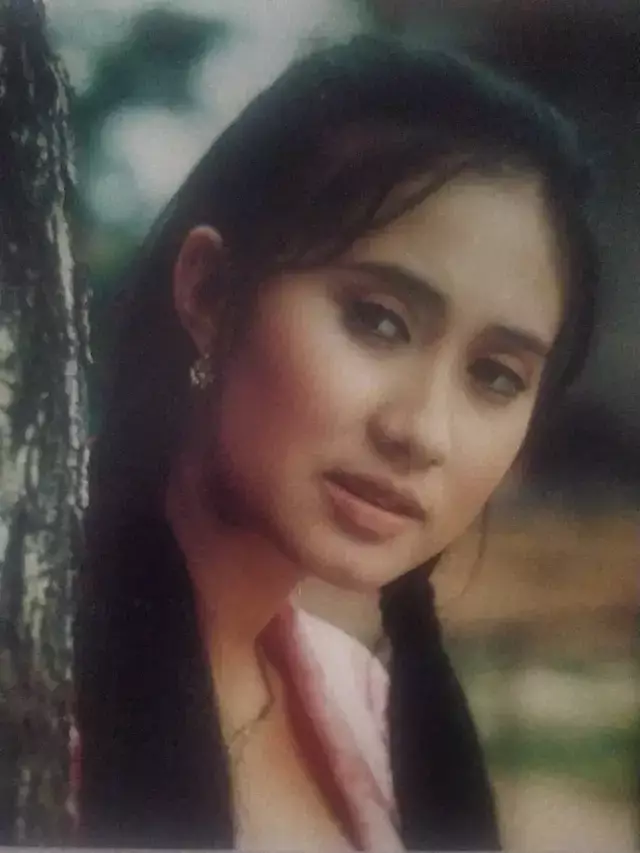 potret lawas pemeran dewi tertawan hati © instagram