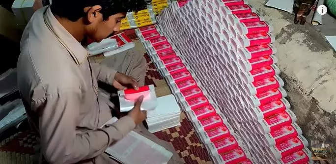 Potret pembuatan sabun rumahan serba manual Berbagai sumber