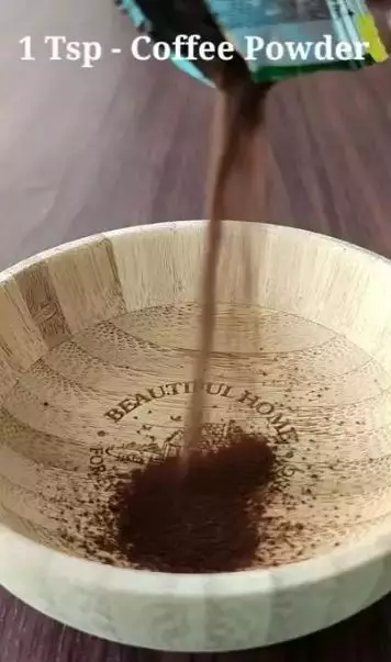 Menutupi kepala penuh uban tanpa cat rambut Berbagai sumber