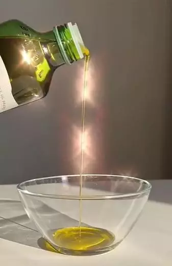 2 Bahan bersihkan kotoran penyebab pori-pori besar TikTok 2 Bahan bersihkan kotoran penyebab pori-pori besar TikTok