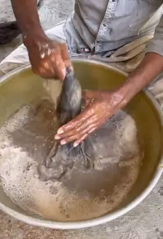 Proses bikin rambut palsu berbagai sumber