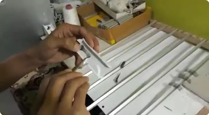 bikin bulu mata palsu berbagai sumber