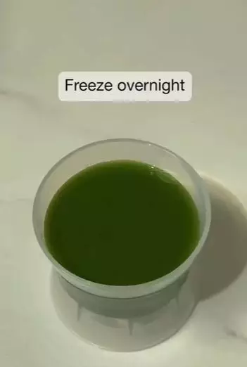 Pori-pori wajah besar dan tersumbat madu matcha TikTok