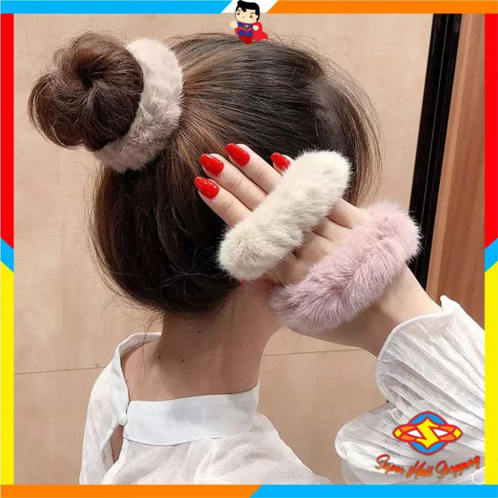 Rekomendasi aksesoris rambut untuk anak sekolah © 2024 brilio.net