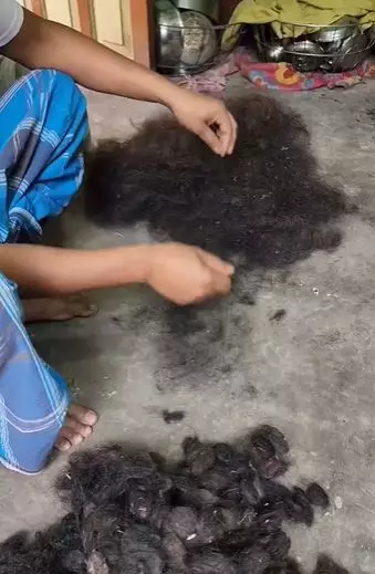 Pembuatan hair extension mirip sapu Berbagai sumber