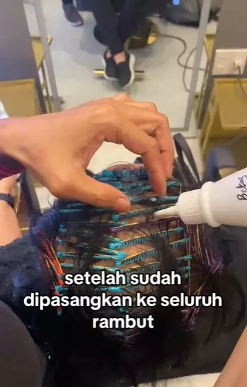 Perubahan emak-emak rambut super tipis akibat rontok usai di styling TikTok Perubahan emak-emak rambut super tipis akibat rontok usai di styling TikTok