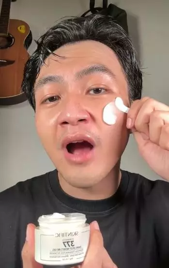 Review Skintific SYMWHITE377 Dark Spot Moisture Gel TikTok Review Skintific SYMWHITE377 Dark Spot Moisture Gel TikTok