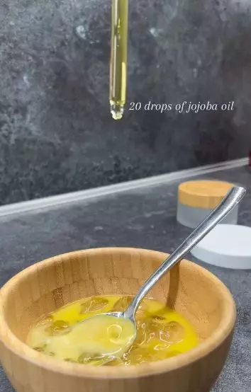 Trik bikin krim pencegah keriput kombinasi jahe dan 3 bahan alami Berbagai sumber