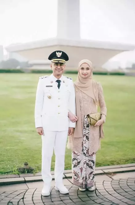 istri seleb dampingi suami pelantikan © 2025 brilio.net istri seleb dampingi suami pelantikan © 2025 brilio.net