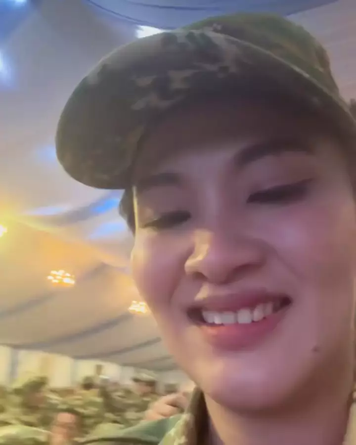 gaya makeup Sherly Tjoanda saat retreat © Instagram gaya makeup Sherly Tjoanda saat retreat © Instagram