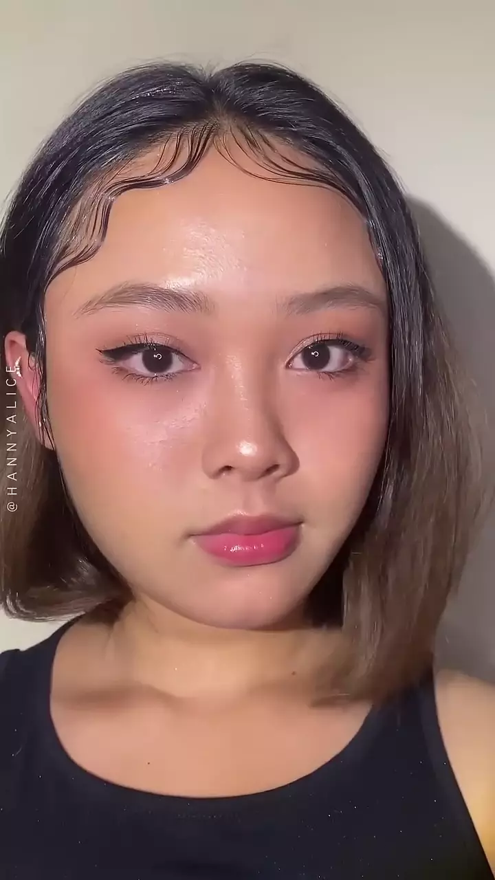 bikin pipi dan mata lebih merona © YouTube