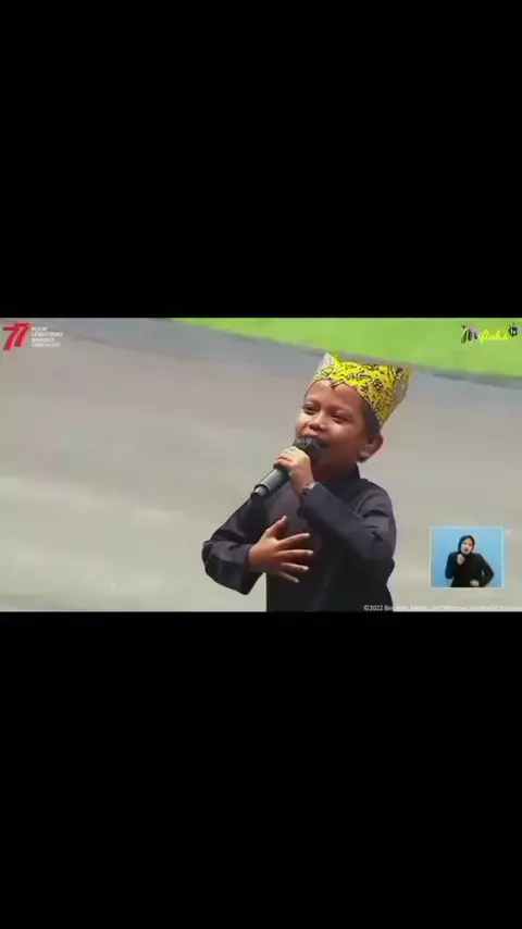 Potret transformasi penyanyi cilik Farel Prayoga © 2025 brilio.net Potret transformasi penyanyi cilik Farel Prayoga © 2025 brilio.net