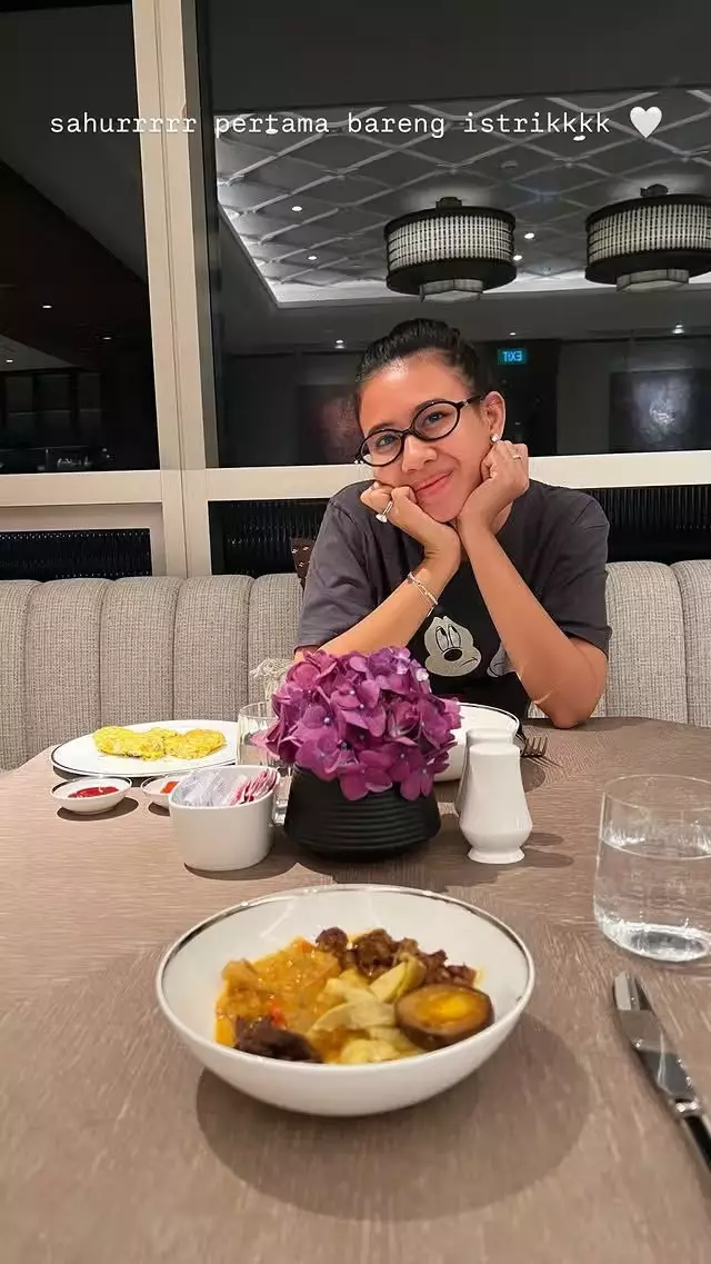 potret seleb cantik saat sahur © 2025 brilio.net potret seleb cantik saat sahur © 2025 brilio.net