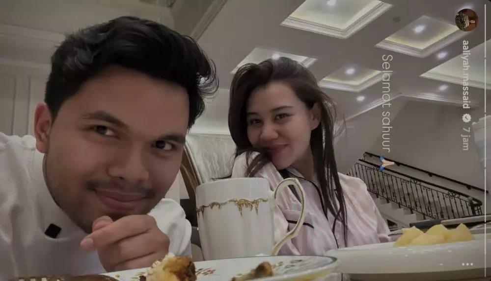 potret seleb cantik saat sahur © 2025 brilio.net potret seleb cantik saat sahur © 2025 brilio.net