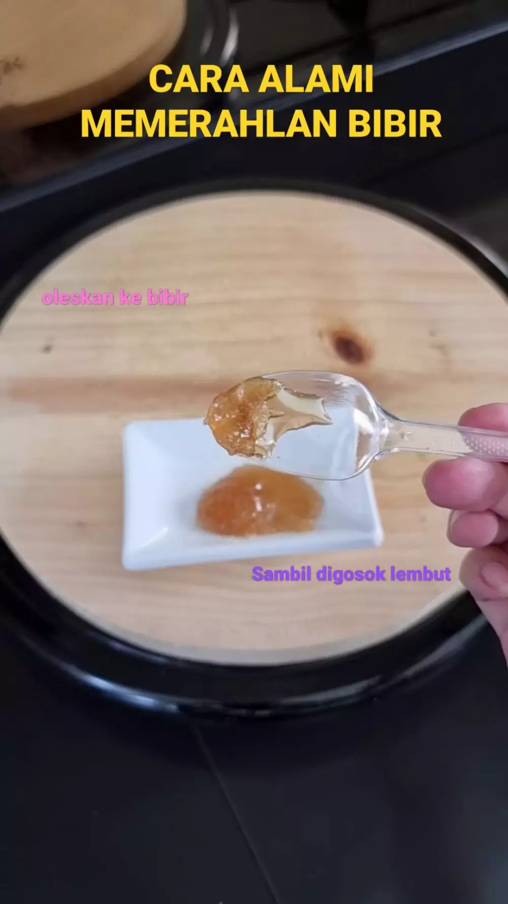 Bibir pink tanpa sulam © YouTube Bibir pink tanpa sulam © YouTube