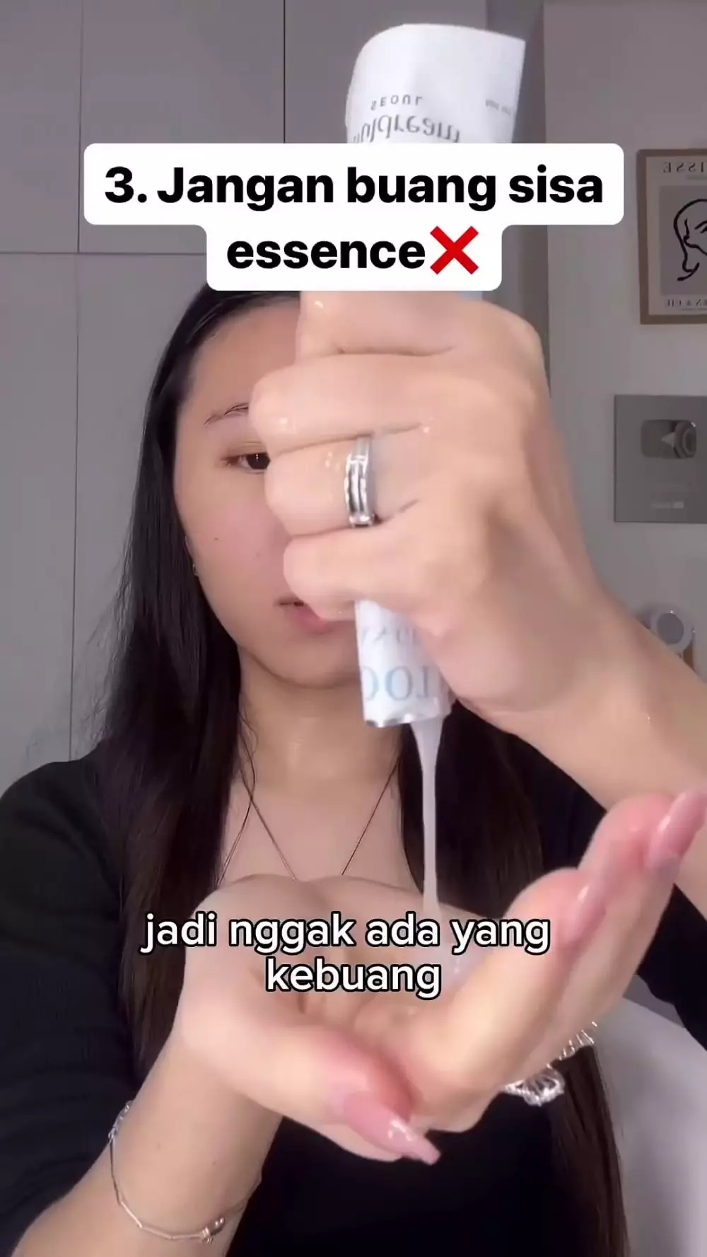 Trik pakai sheet mask © YouTube