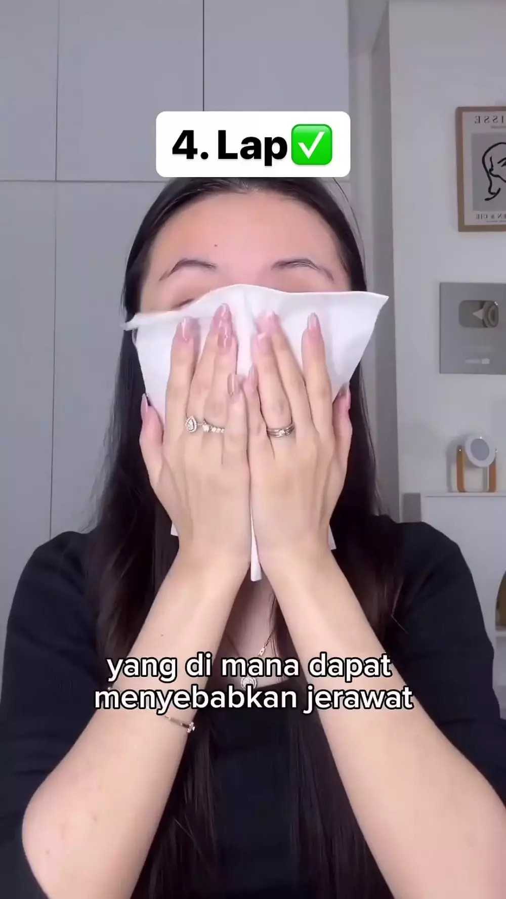Trik pakai sheet mask © YouTube