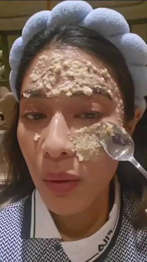 cara Dian Sastro jaga kekencangan kulit (stok) © Instagram