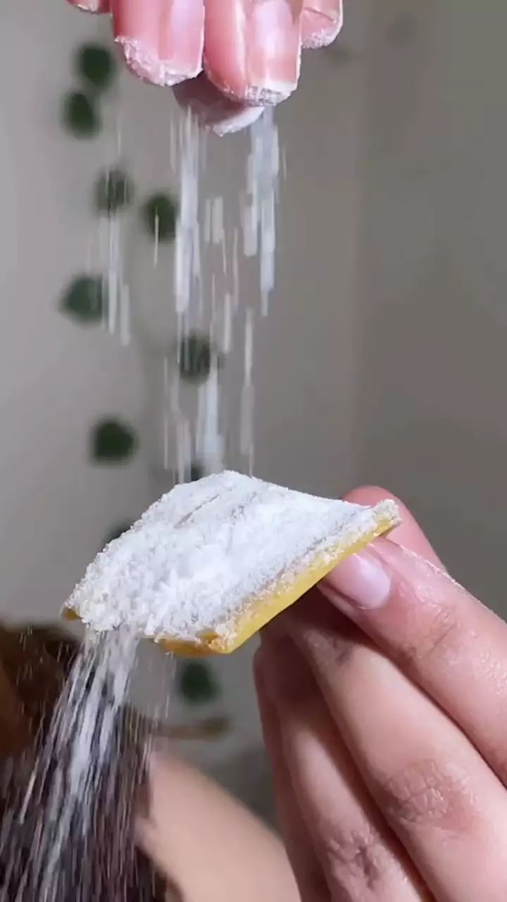 memudarkan bekas jerawat © i