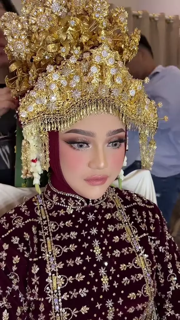 Transformasi cewek almond eye © TikTok