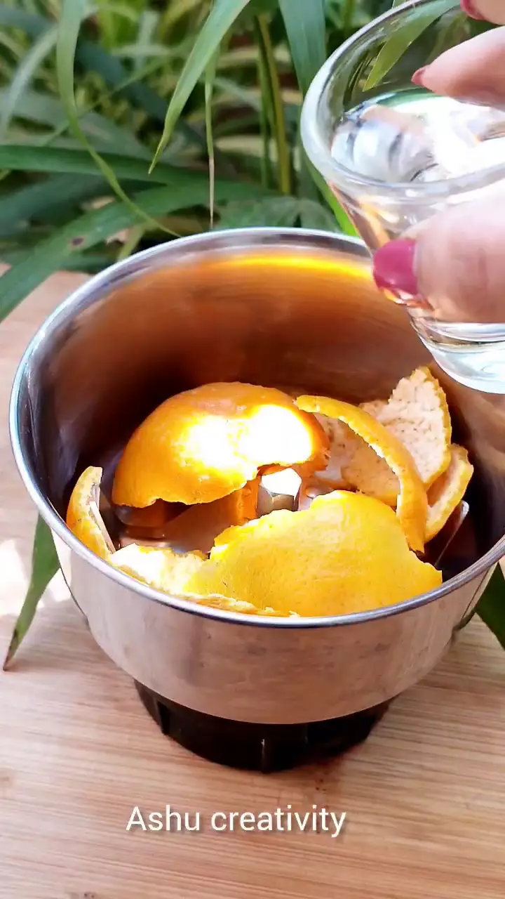 ampas buah ini bisa dijadikan toner © YouTube ampas buah ini bisa dijadikan toner © YouTube