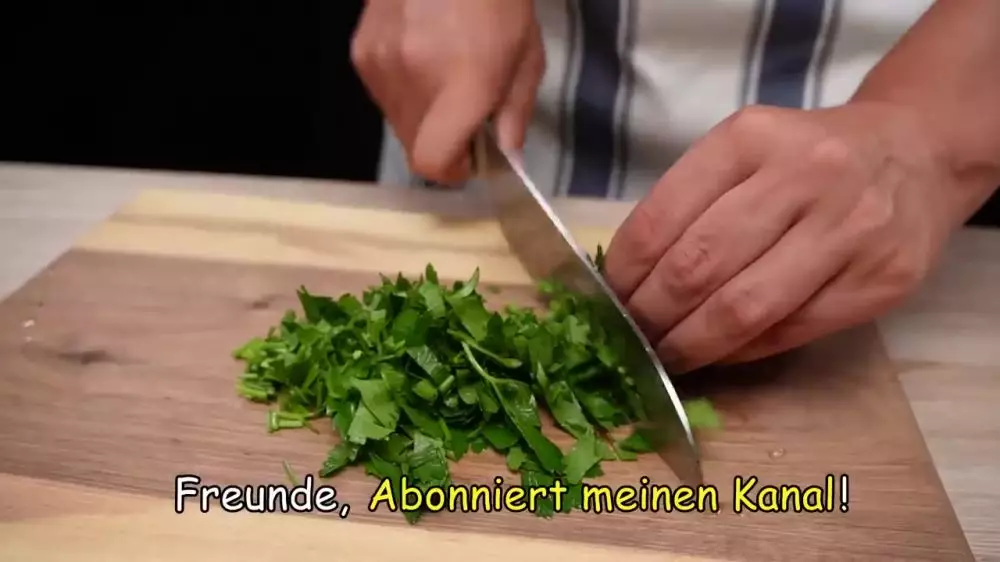 cara kencangkan kulit pakai masker rejuvenation © YouTube