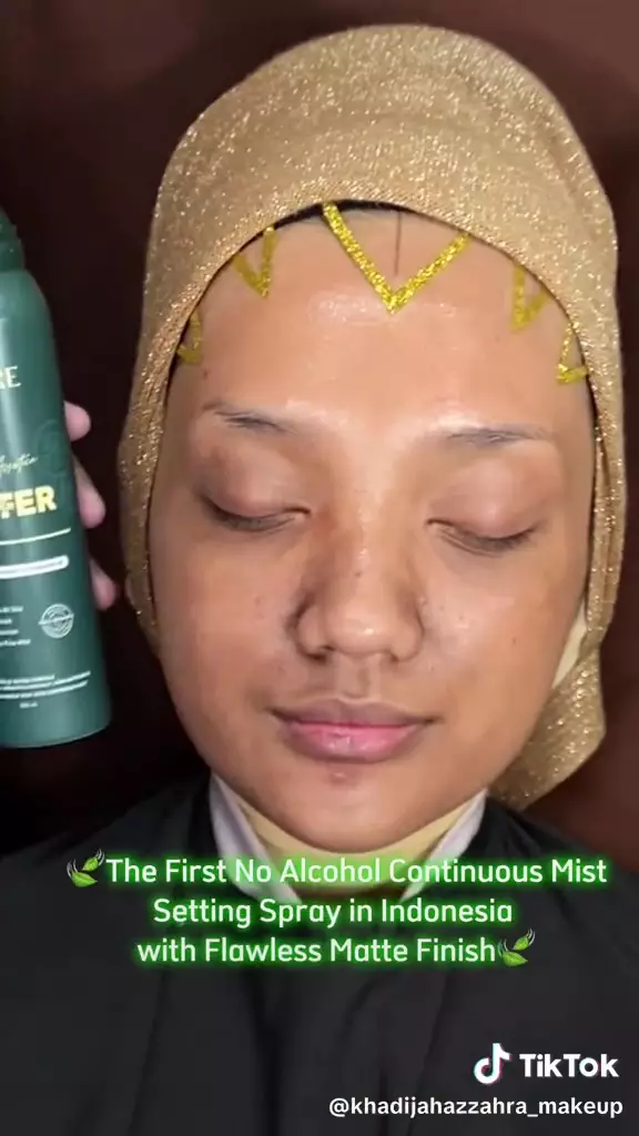 Pengantin ini request makeup paes ageng meski berhijab © TikTok