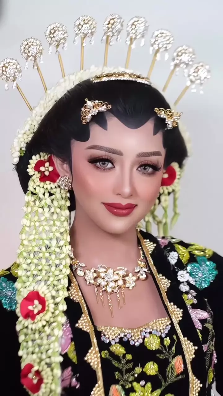 transformasi cewek sawo matang © Instagram  transformasi cewek sawo matang © Instagram