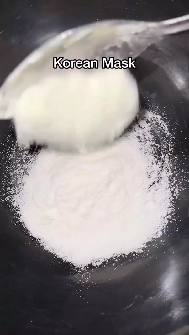 Cara mencerahkan wajah pakai masker Korea © Instagram  Cara mencerahkan wajah pakai masker Korea © Instagram