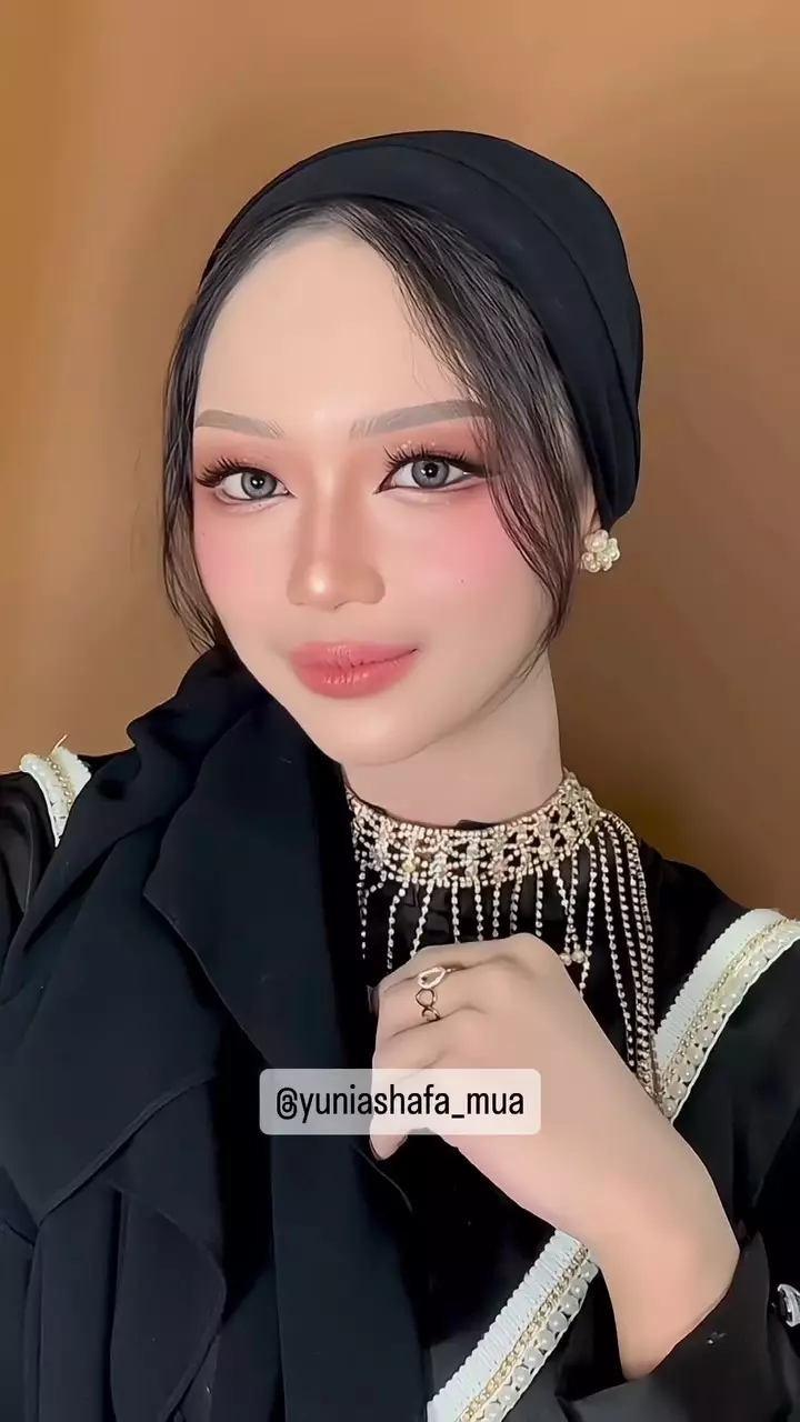 transformasi cewek dirias douyin mix arabian © Instagram