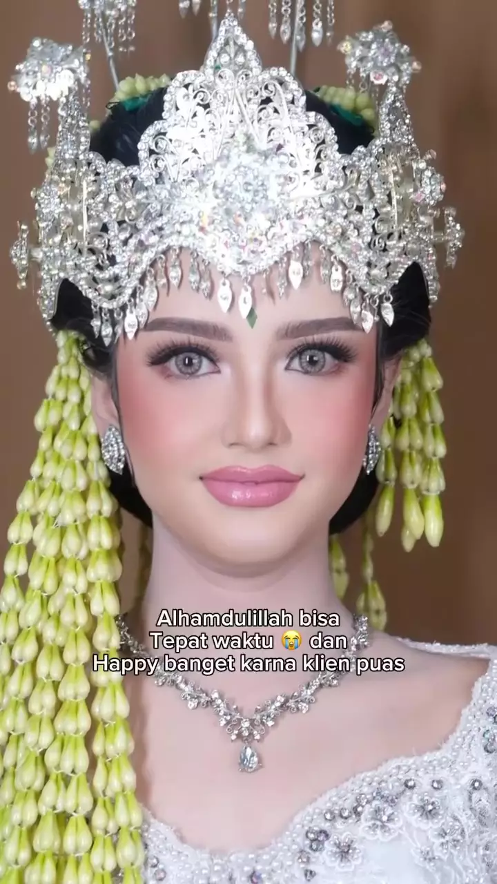 transformasi pengantin retouch makeup © Instagram 
