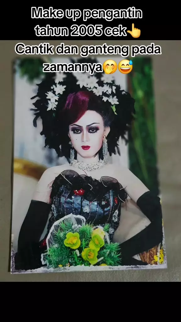 potret makeup pengantin ala 2005 © TikTok potret makeup pengantin ala 2005 © TikTok