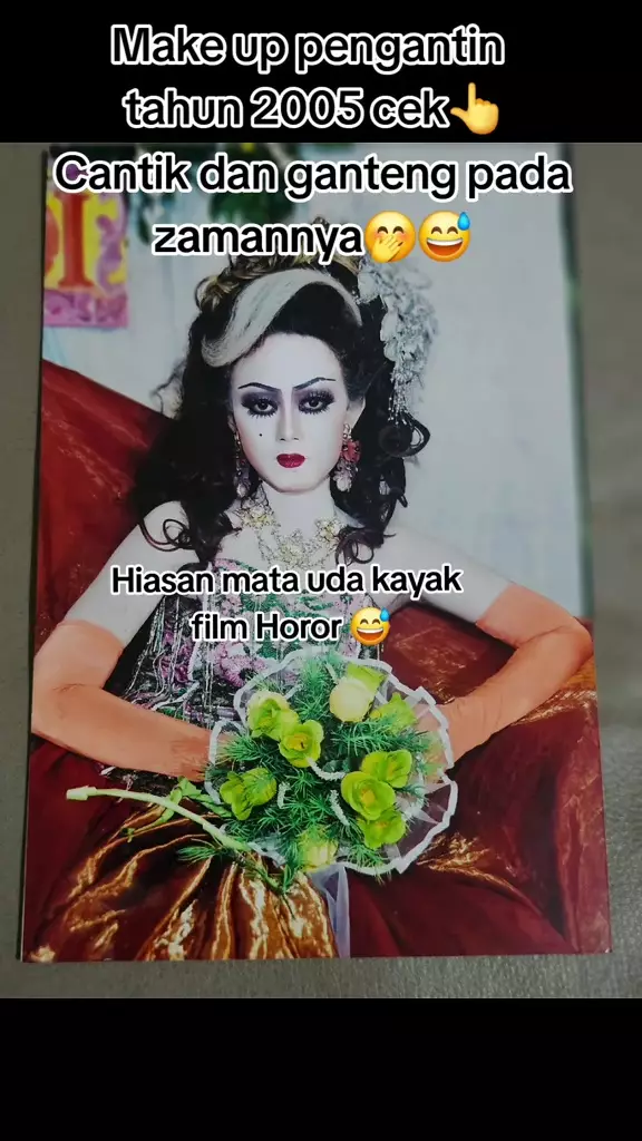 potret makeup pengantin ala 2005 © TikTok potret makeup pengantin ala 2005 © TikTok