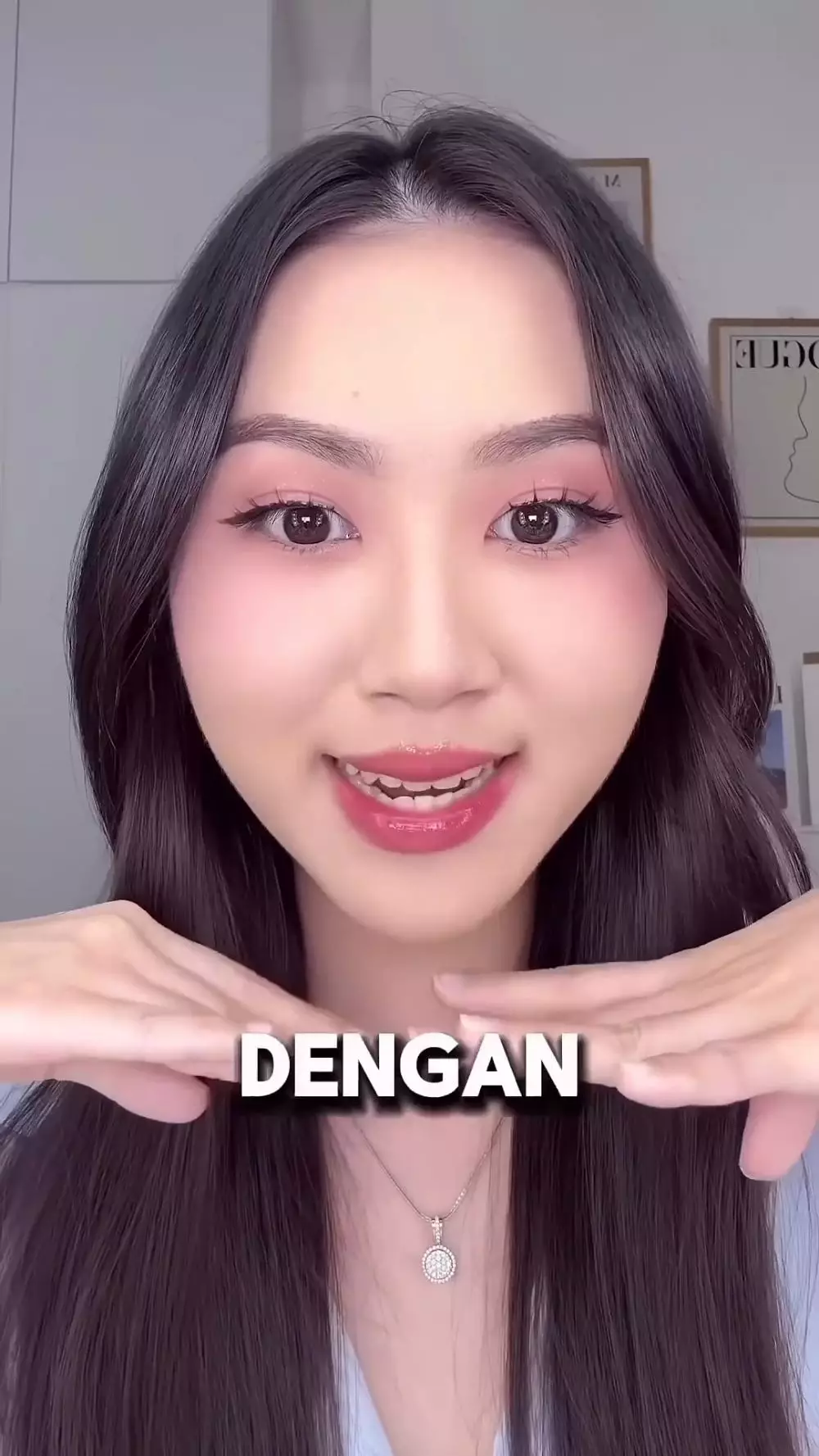 cara ampuh menutup pori-pori besar dengan makeup © YouTube cara ampuh menutup pori-pori besar dengan makeup © YouTube