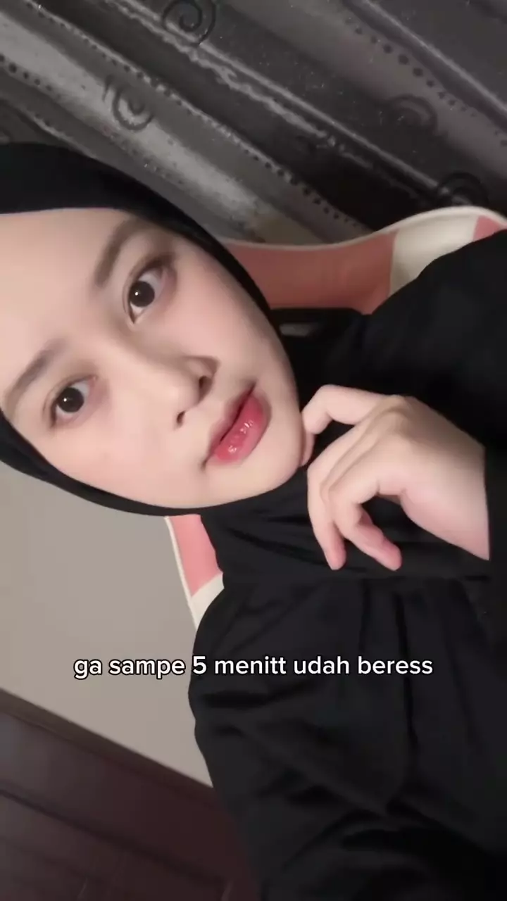 daily makeup selebgram Khansa Mariska © Instagram