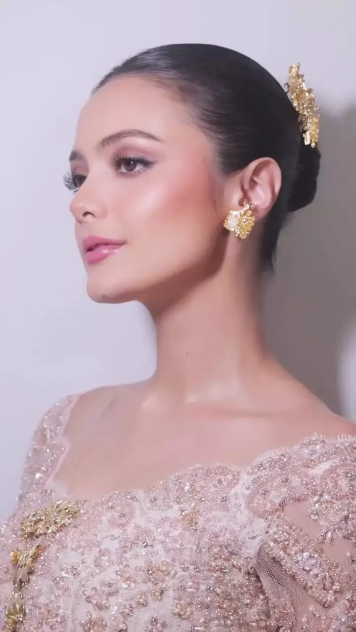 MUA ini 'spill' lipstik Amanda Rawless © Instagram MUA ini 'spill' lipstik Amanda Rawless © Instagram