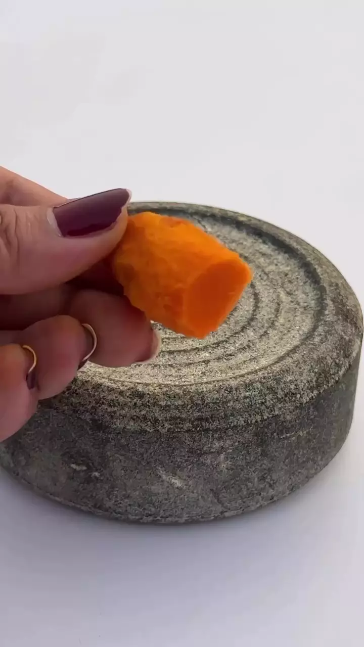 Cara hilangkan garis halus dan lingkaran hitam © Instagram Cara hilangkan garis halus dan lingkaran hitam © Instagram