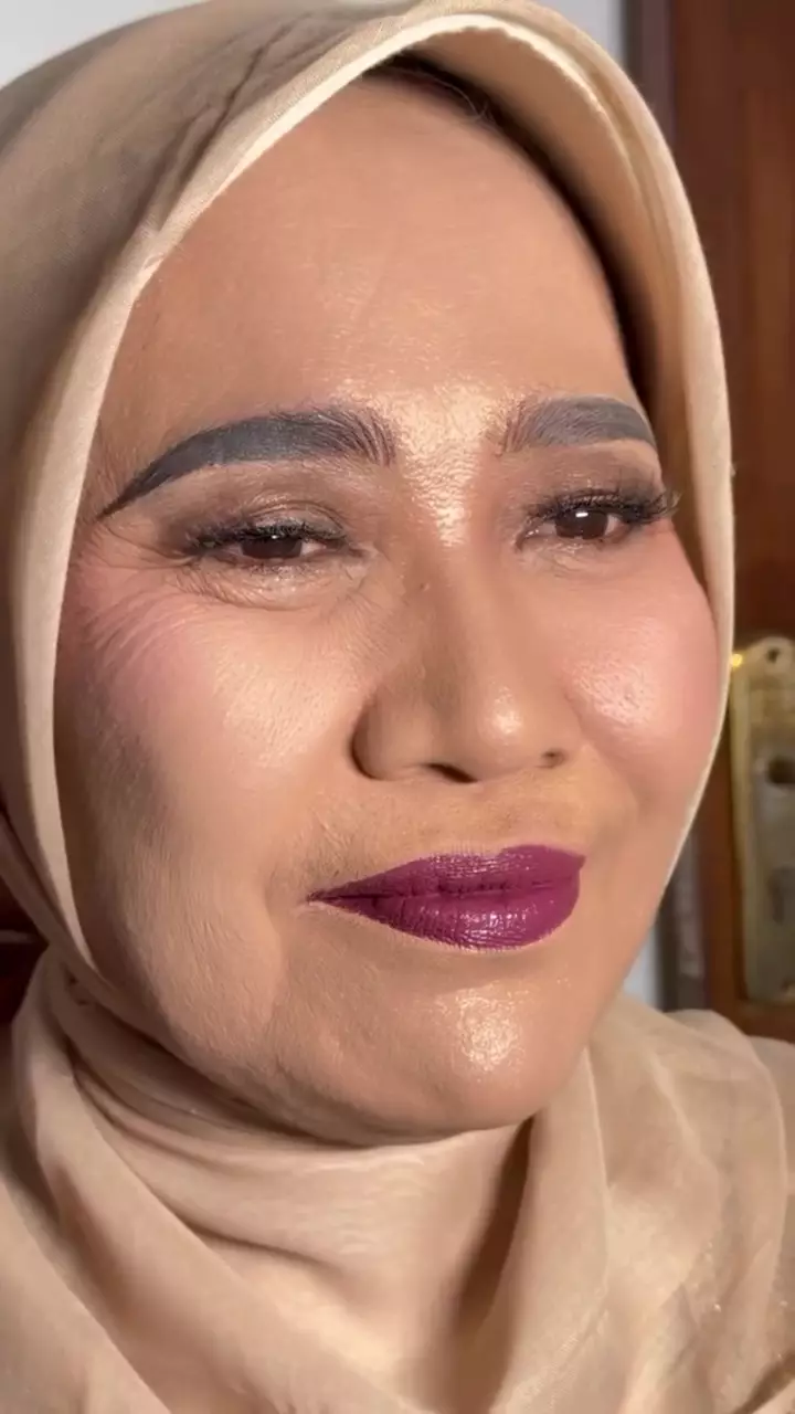 Complexion luntur dan cakey © Instagram Complexion luntur dan cakey © Instagram