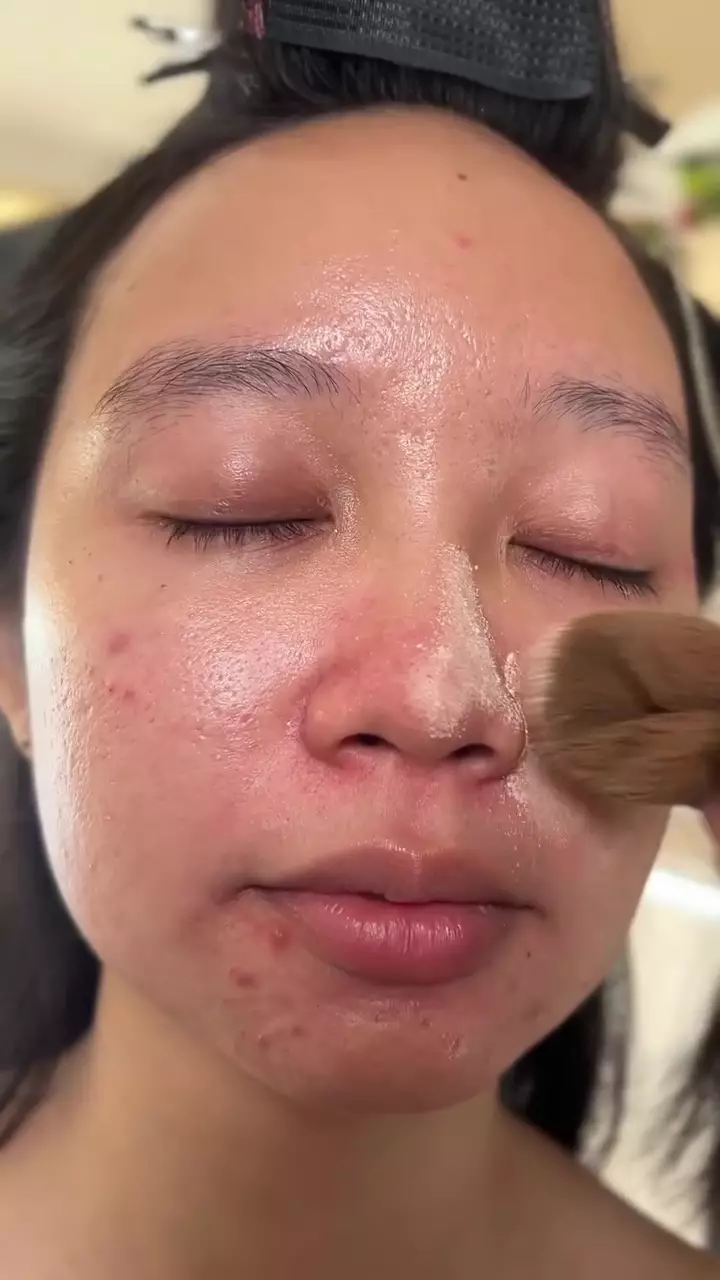 Pemilik wajah berminyak tak perlu khawatir © Instagram Pemilik wajah berminyak tak perlu khawatir © Instagram