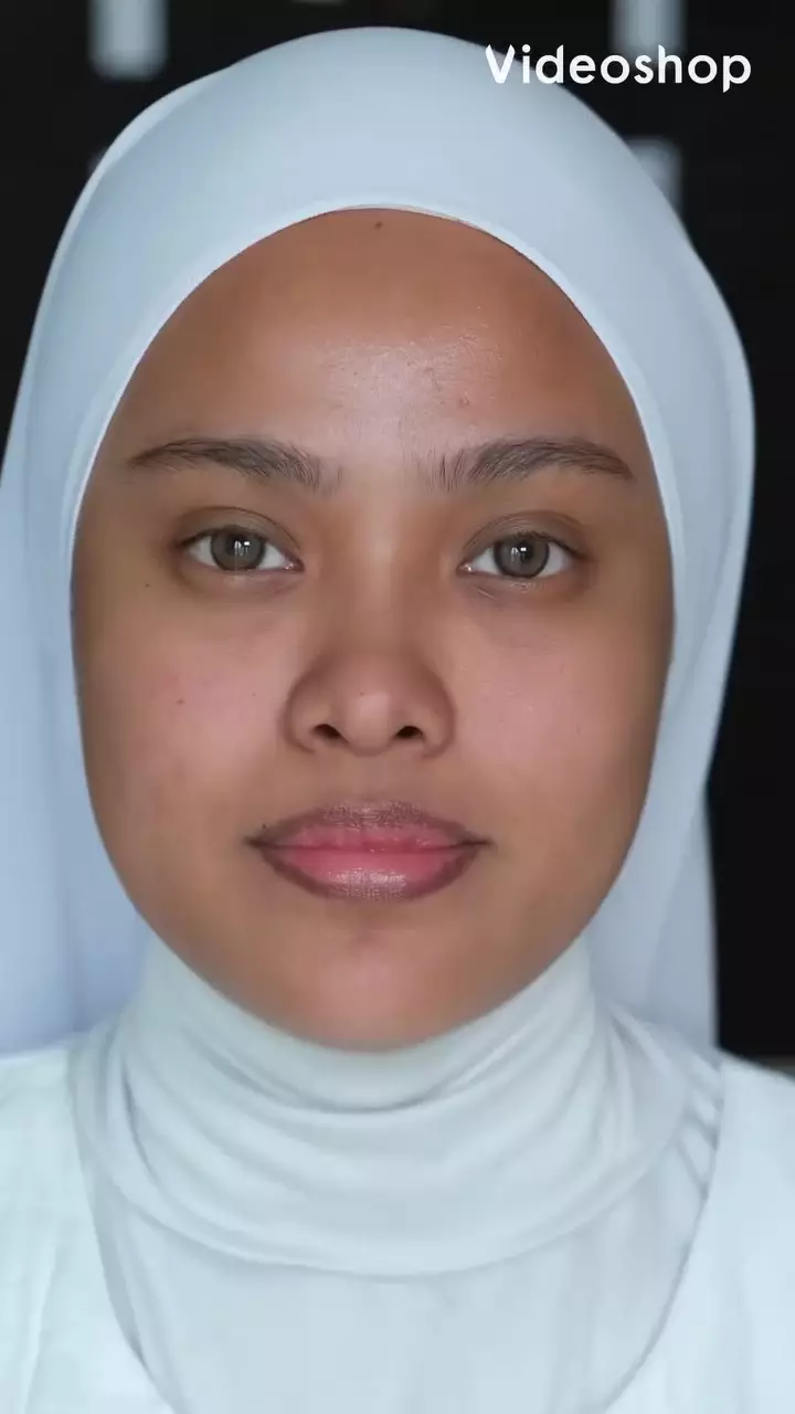 cewek tan skin pakai glamor makeup © Instagram 