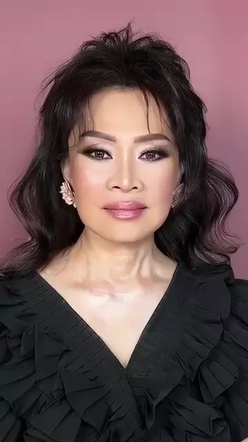 transformasi riasan emak-emak © Instagram