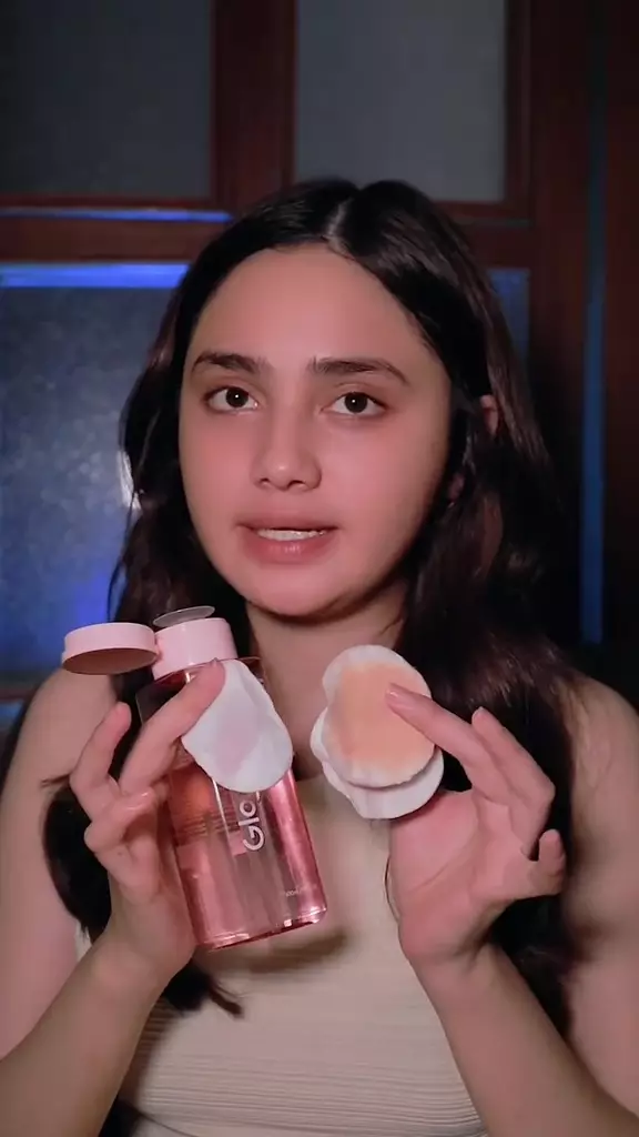 trik Syifa Hadju hapus makeup © Instagram trik Syifa Hadju hapus makeup © Instagram