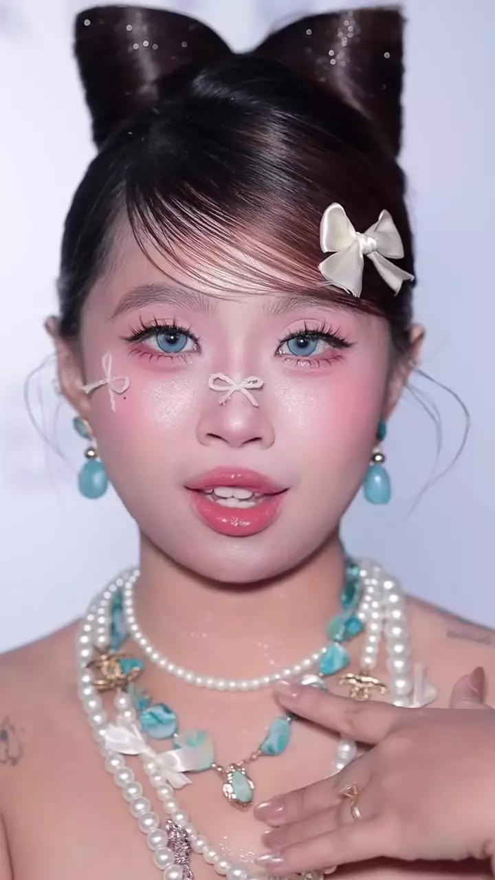 transformasi cewek dirias soft glam © Instagram 