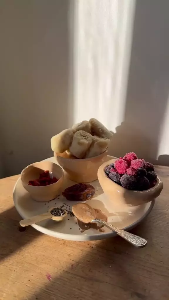 trik hempaskan kerutan wajah © Instagram 