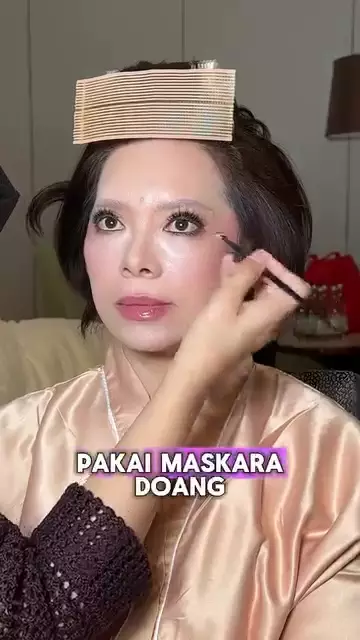 Request eye look ala Barbie © Instagram 