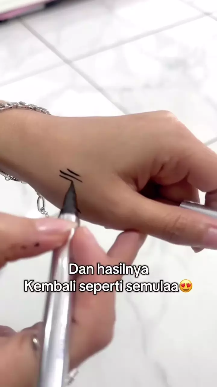 Eyeliner kering karena lupa ditutup © Instagram 
