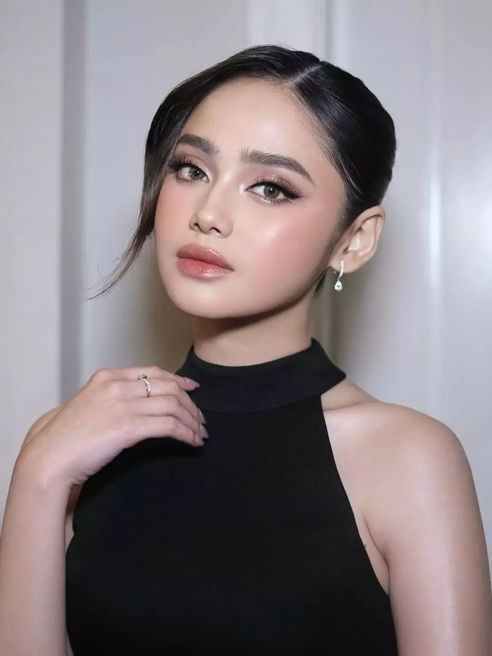 makeup kondangan Syifa Hadju © Instagram makeup kondangan Syifa Hadju © Instagram