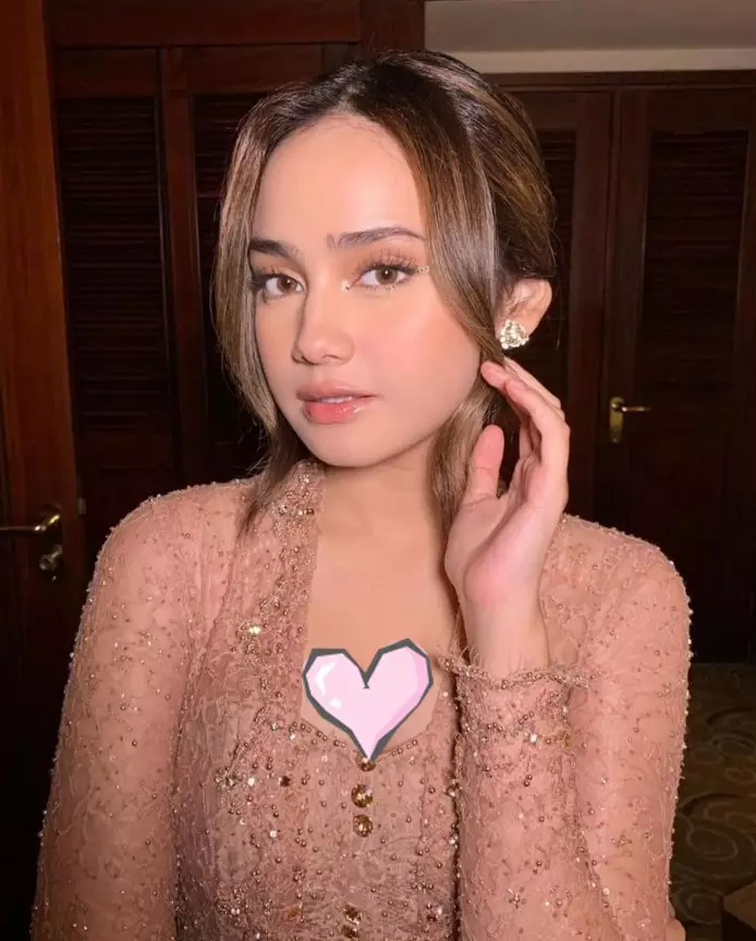 makeup kondangan Syifa Hadju © Instagram makeup kondangan Syifa Hadju © Instagram