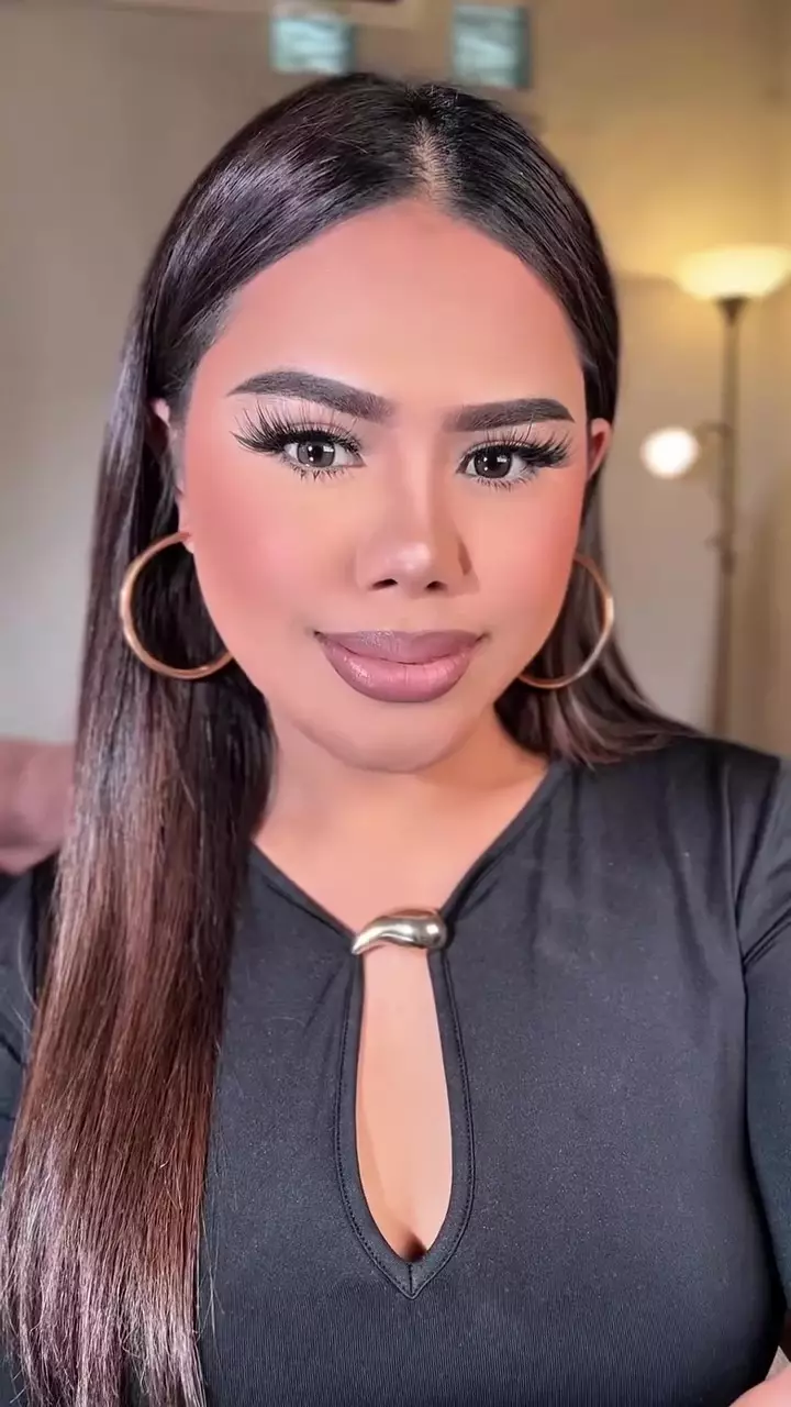 cewek dandan ala hollywood glam © Instagram 