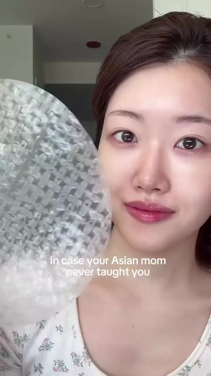 cara samarkan garis halus dan kerutan © YouTube cara samarkan garis halus dan kerutan © YouTube